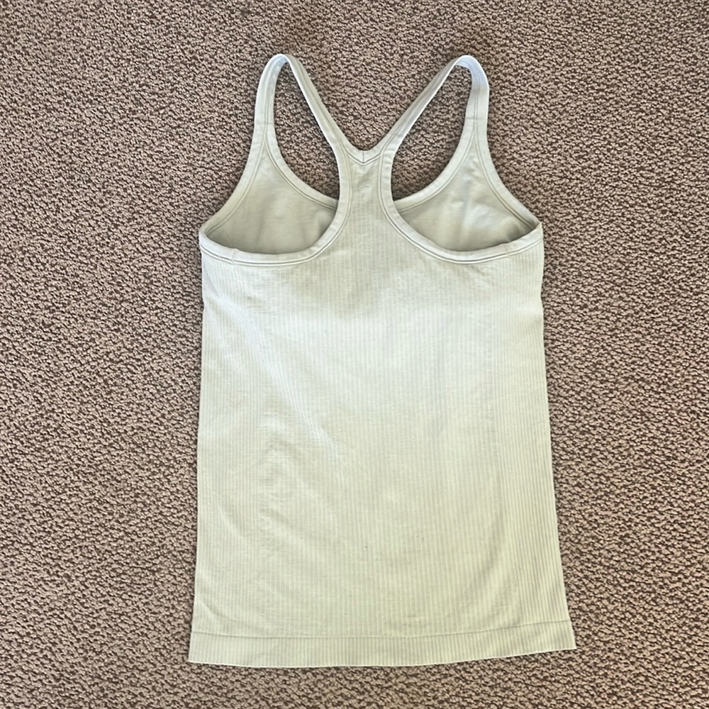 Lululemon tank top - Picture 2 of 5
